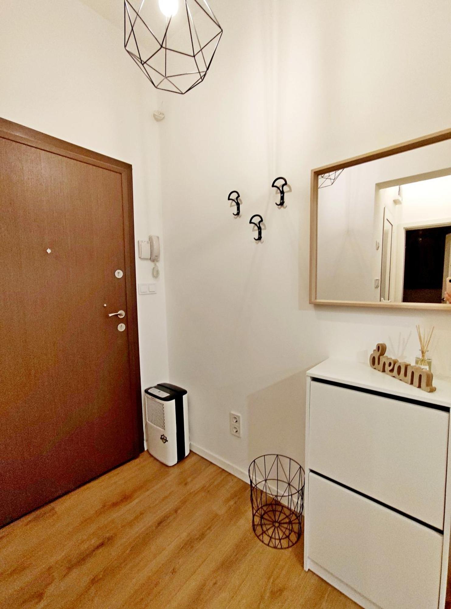 Top Centre 1 Bedroom Apt Next To Vitosha Blvd. Sófia Exterior foto